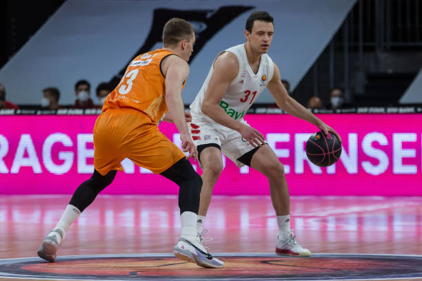 馆的封闭空 馆的封闭空