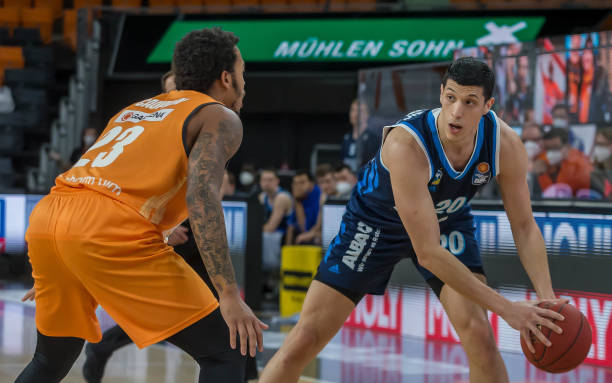 济因素的考 济因素的考